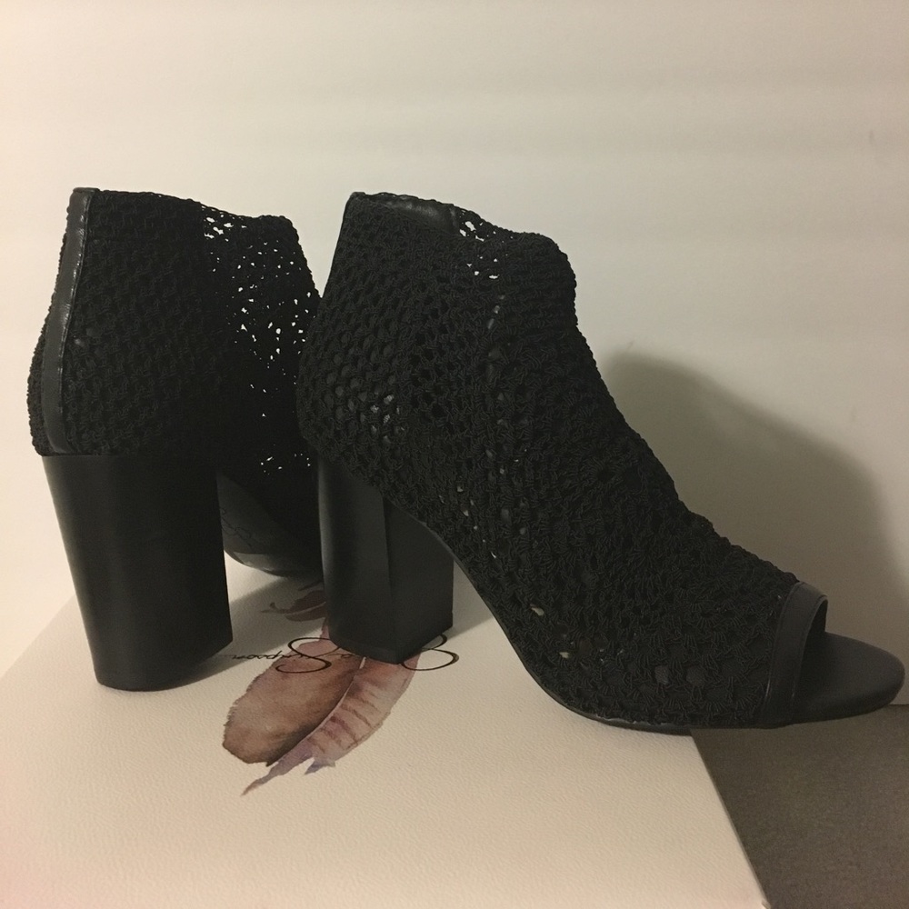 [Jessica Simpson]JS-RELLIA Crochet Bootie Black7M